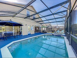 Scuttle Vacation Pool Home W Spa