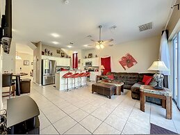 Scuttle Vacation Pool Home W Spa