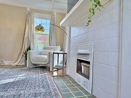 The Colonial Mt. Lebanon by Luxe PGH