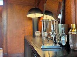 The Colonial Mt. Lebanon by Luxe PGH