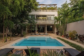 Nomad Humans Coliving Apartments