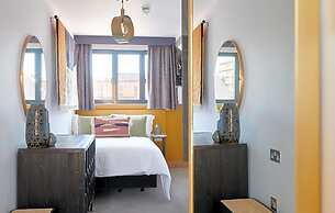 Central Stays by REMOTLYS.com