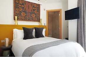 Central Stays by REMOTLYS.com