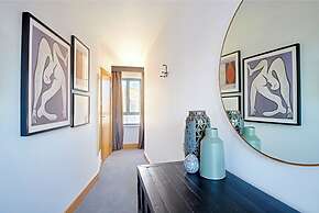 Central Stays by REMOTLYS.com