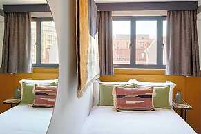 Central Stays by REMOTLYS.com