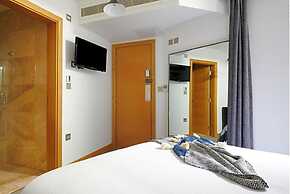 Central Stays by REMOTLYS.com