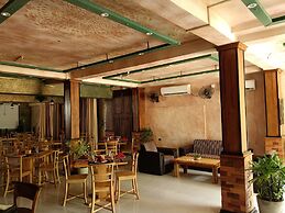 La Cozy Hotel & Restaurant