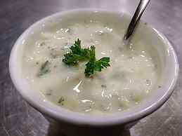 La Cozy Hotel & Restaurant