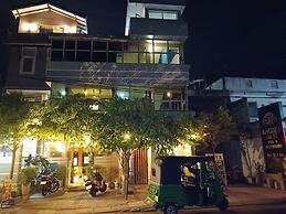 La Cozy Hotel & Restaurant