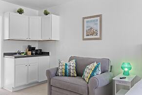 Sunset Inn - Hallandale Beach