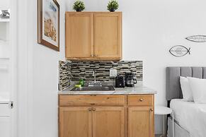 Sunset Inn - Hallandale Beach