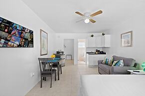 Sunset Inn - Hallandale Beach