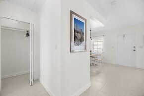 Sunset Inn - Hallandale Beach