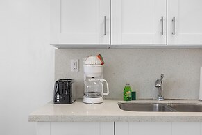 Sunset Inn - Hallandale Beach