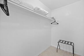 Sunset Inn - Hallandale Beach