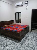 SHRI  KRISHNA SHRYAASHRYA ASHRAM