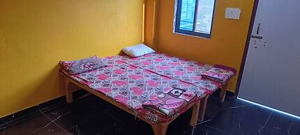 SHRI  KRISHNA SHRYAASHRYA ASHRAM