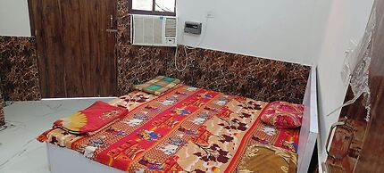 SHRI  KRISHNA SHRYAASHRYA ASHRAM