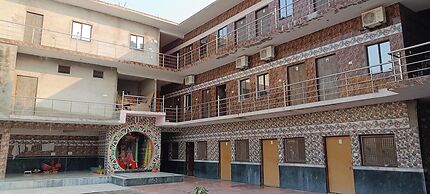 SHRI  KRISHNA SHRYAASHRYA ASHRAM