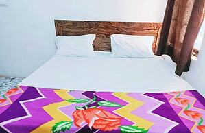 SHRI  KRISHNA SHRYAASHRYA ASHRAM