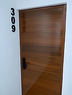 Marina cerritos Torre 1