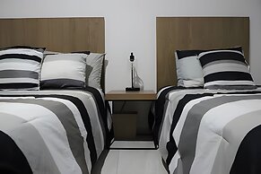 Marina cerritos Torre 1