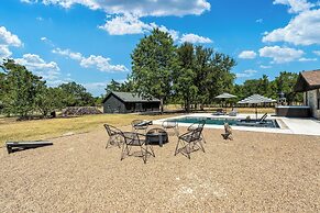 Hot Tub Pool Firepit Gameroom Guesthouse