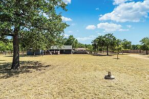 Hot Tub Pool Firepit Gameroom Guesthouse