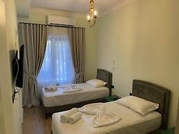 Amorino Tirana B&B