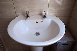 Spacious Coventry House With 4 Bedrooms