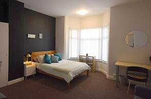 Spacious Coventry House With 4 Bedrooms