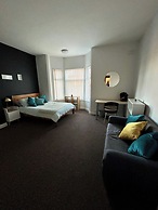 Spacious Coventry House With 4 Bedrooms