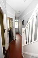 Spacious Coventry House With 4 Bedrooms