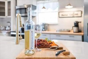 Luxe Farmhouse Hot Tub Pool On 5 Acres