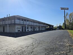 Brookville Inn By OYO Near Dayton International Airport