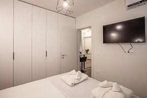 Simone You Urban Stay