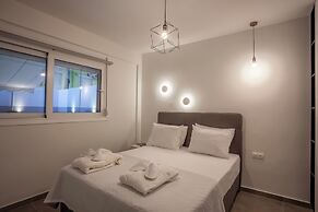 Simone You Urban Stay