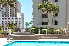 Waikiki Banyan 1BR Condos with No Parking