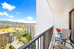 Waikiki Banyan 1BR Condos with No Parking