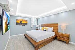 Scandia Tower Condo with 2BR and 2BA with Parking