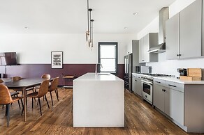 The Monroe by AvantStay – Stylish Group Stay with Easy Access to Attra