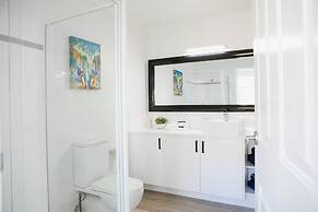 Lazy Days 1 by Stay Noosa