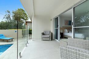 Lazy Days 1 by Stay Noosa