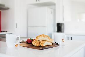 Lazy Days 1 by Stay Noosa