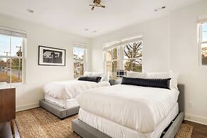 Hart Suites by AvantStay – Stylish Townhome Near Downtown Nashville