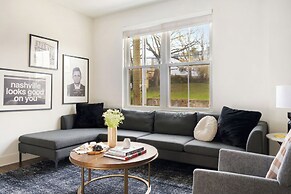 Hart Suites by AvantStay – Stylish Townhome Near Downtown Nashville
