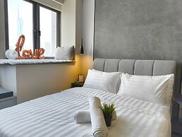 Riveria City by Plush