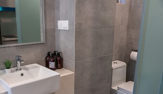 Riveria City by Plush