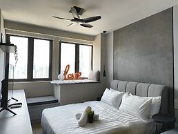 Riveria City by Plush