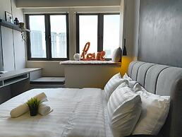 Riveria City by Plush